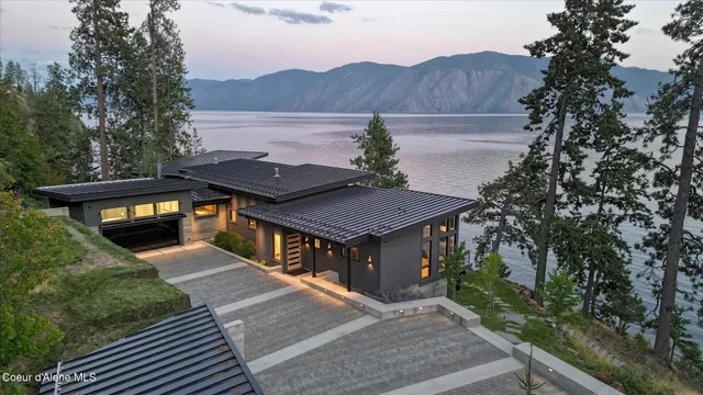 $7,950,000 | 45 Lower Rock Harbor, Sagle, ID 83860