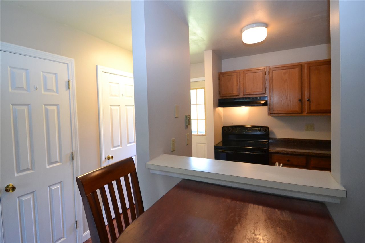 61 Farmgate Road South Berwick, ME 03908 - Photo 3 of 11 Gallery Image 3