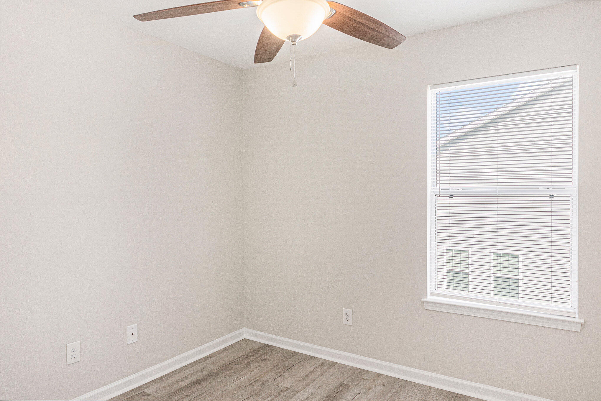 1045 Lexi Court Ladson, SC 29456 - Photo 14 of 19 017_1045_lexi_court_23_184