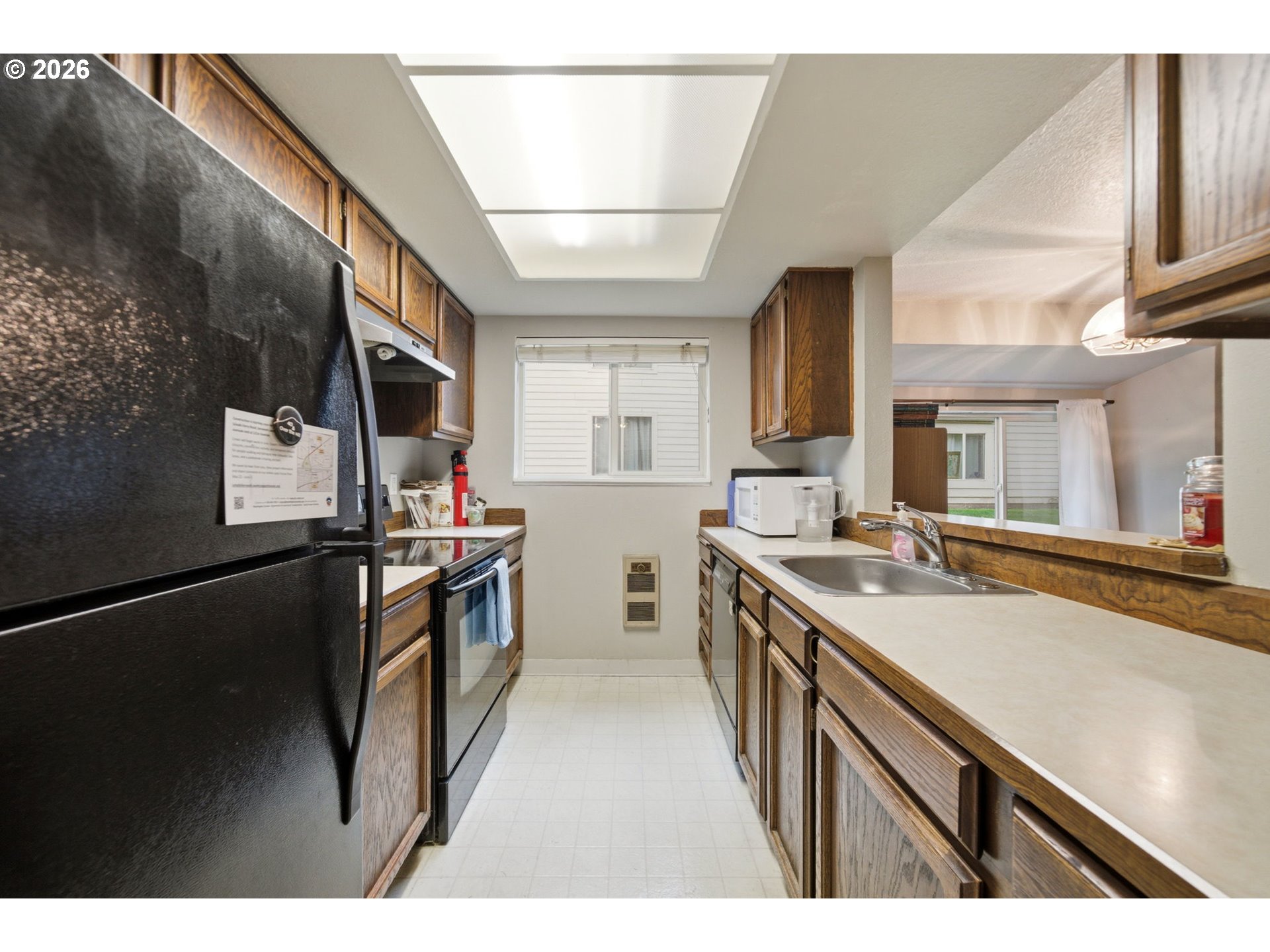 10121 Southwest Trapper Terrace Beaverton, OR 97008 - Photo 11 of 33