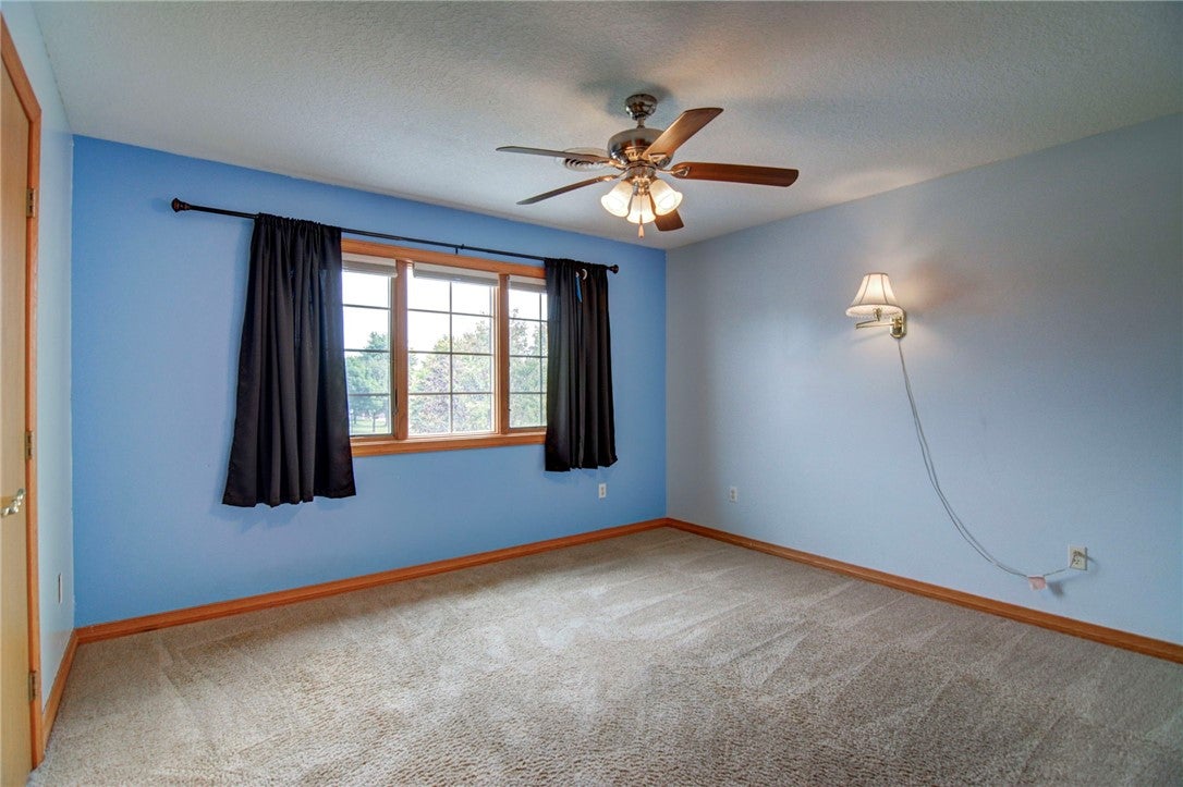 1154 Wedgewood Court Decatur, IL 62526 - Photo 19 of 37 Gallery Image 19