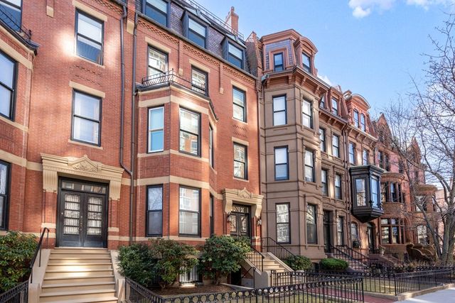 a front view of a building