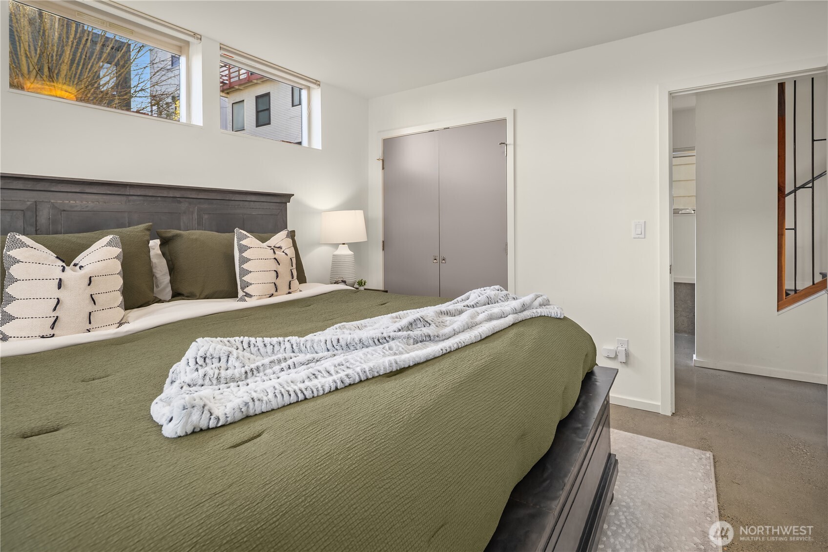 928 34th Avenue Seattle, WA 98122 - Photo 30 of 40
