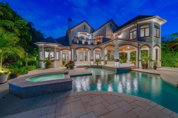 $6,390,000 | 118 Harbor View Lane, Belleair Bluffs, FL 33770