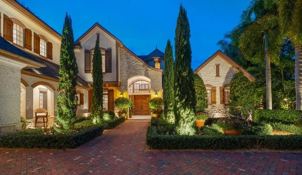 $6,390,000 | 118 Harbor View Lane, Belleair Bluffs, FL 33770