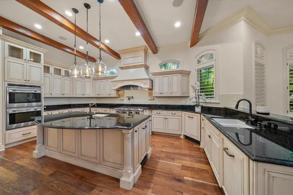 $6,390,000 | 118 Harbor View Lane, Belleair Bluffs, FL 33770