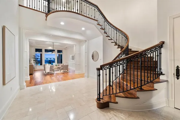 $6,390,000 | 118 Harbor View Lane, Belleair Bluffs, FL 33770