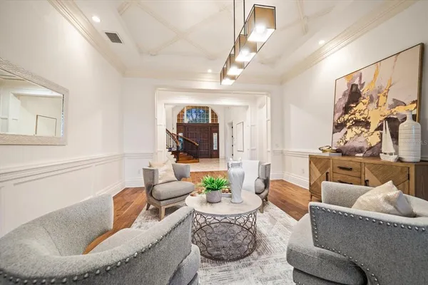 $6,390,000 | 118 Harbor View Lane, Belleair Bluffs, FL 33770