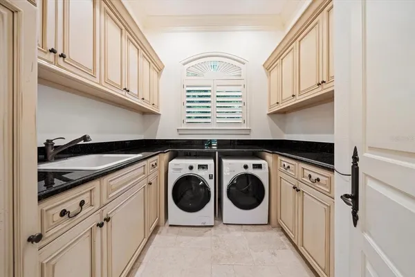 $6,390,000 | 118 Harbor View Lane, Belleair Bluffs, FL 33770