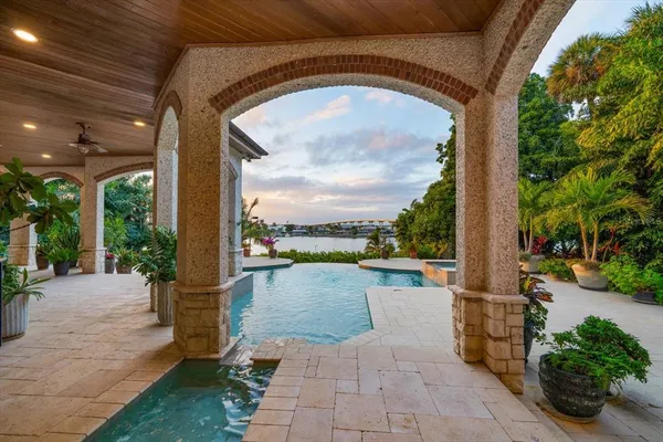$6,390,000 | 118 Harbor View Lane, Belleair Bluffs, FL 33770