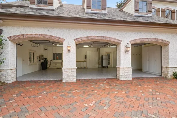 $6,390,000 | 118 Harbor View Lane, Belleair Bluffs, FL 33770