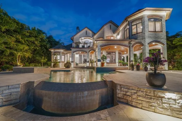 $6,390,000 | 118 Harbor View Lane, Belleair Bluffs, FL 33770