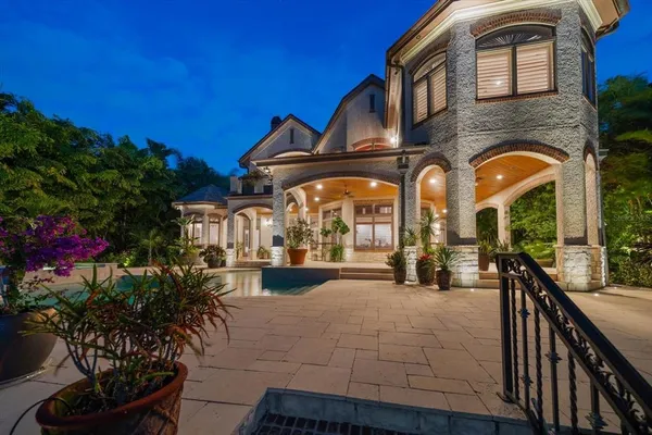 $6,390,000 | 118 Harbor View Lane, Belleair Bluffs, FL 33770