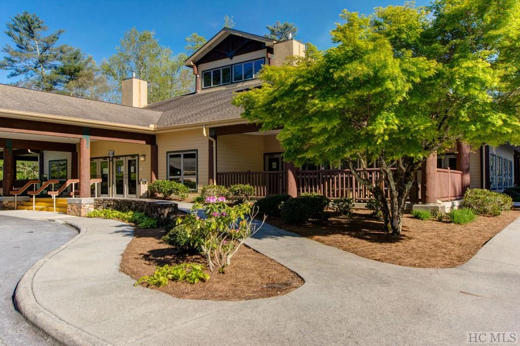435 Overlook Road, Unit 1B Sapphire, NC 28774 - Photo 37 of 42 Gallery Image 37