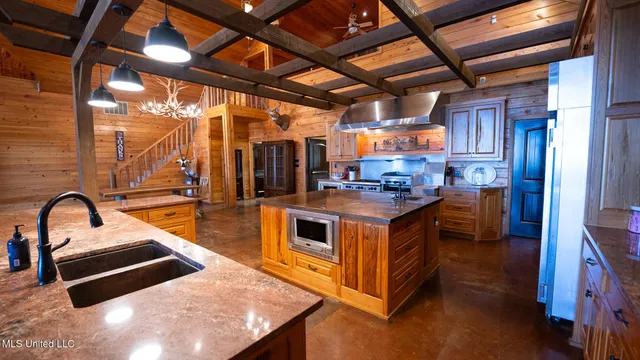 $4,500,000 | 1912 Poplar Springs Road, Mendenhall, MS 39114