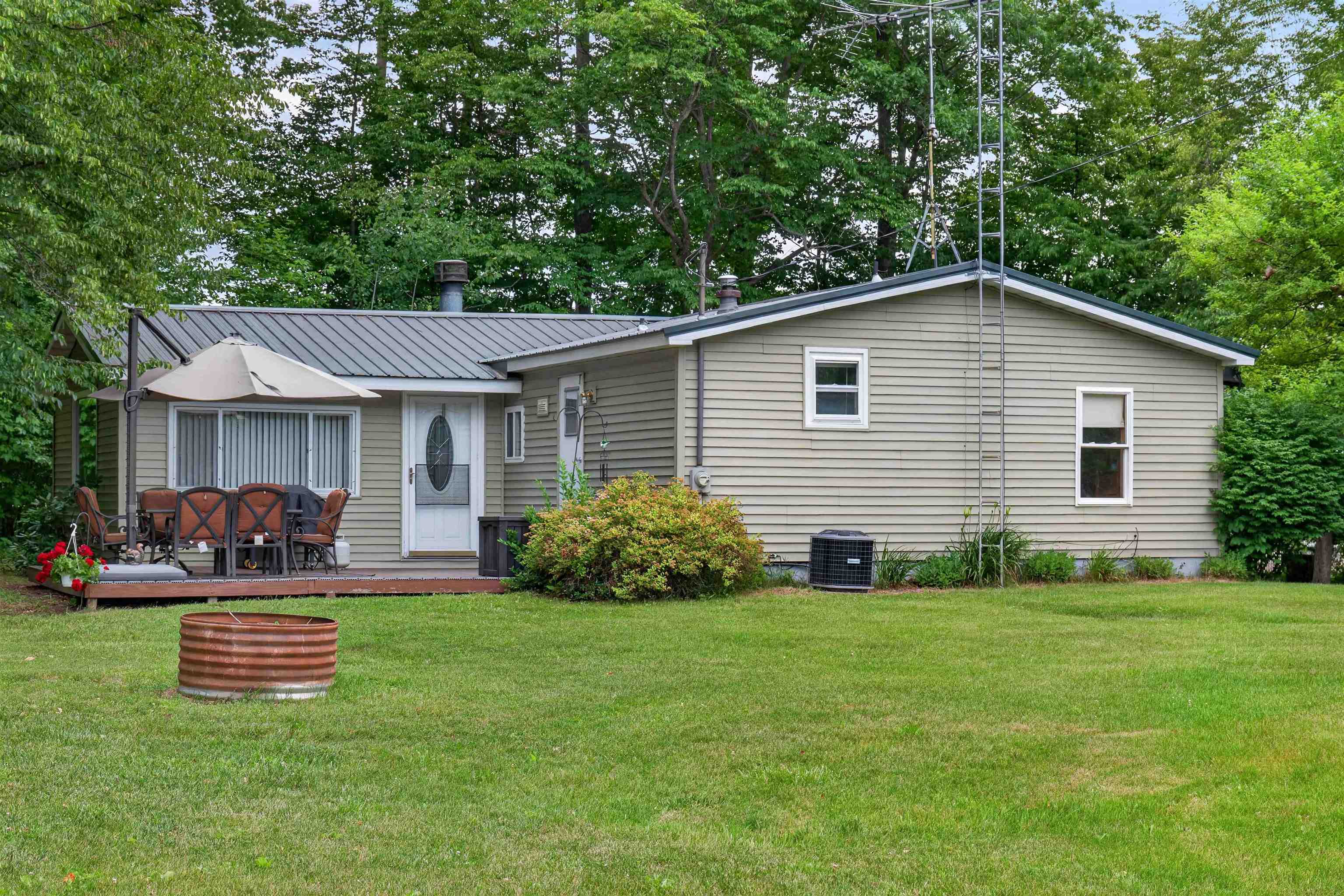 4245 Cassidy Road Gladwin, MI 48624 - Photo 20 of 49