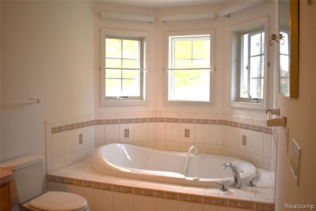 9701 Roberts Road Gregory, MI 48137 - Photo 15 of 39