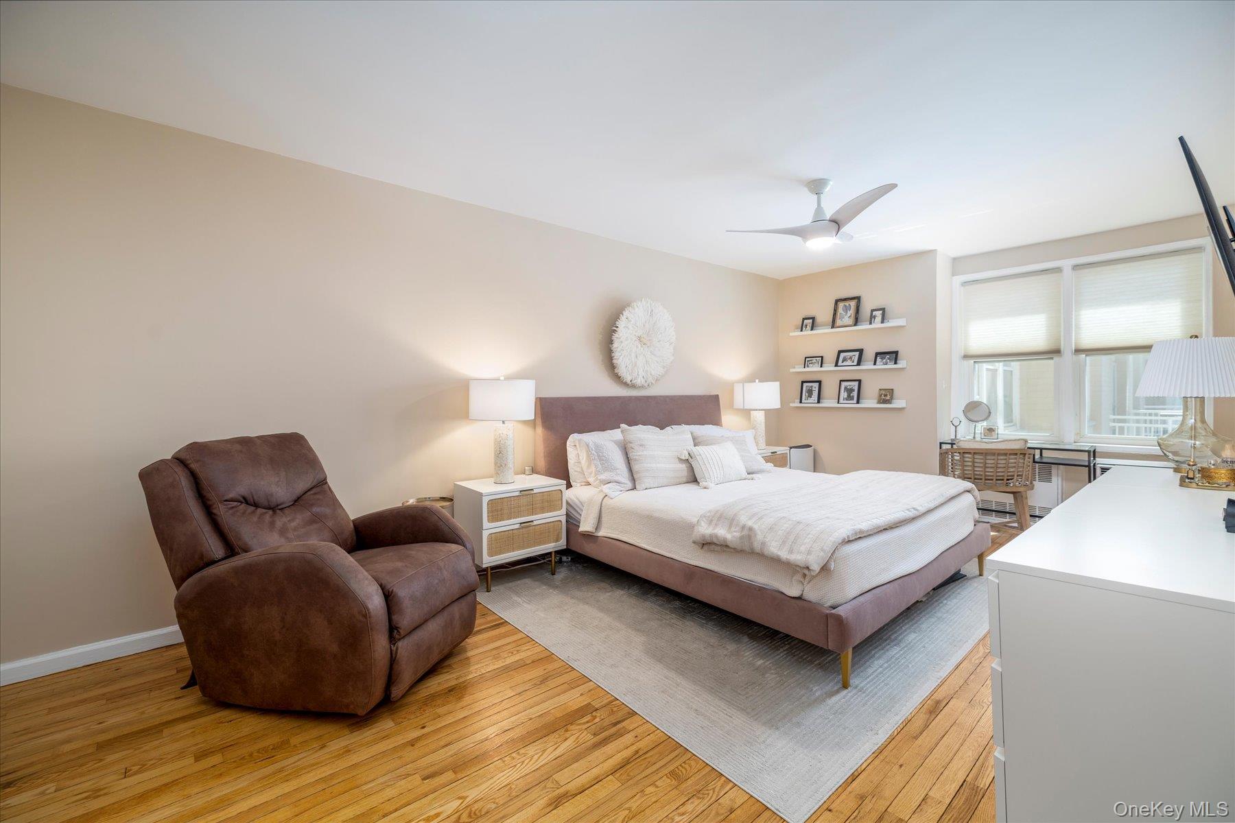 522 Shore Road, Unit 3AA Long Beach, NY 11561 - Photo 13 of 30 Large Bedroom with Hardwood Floors