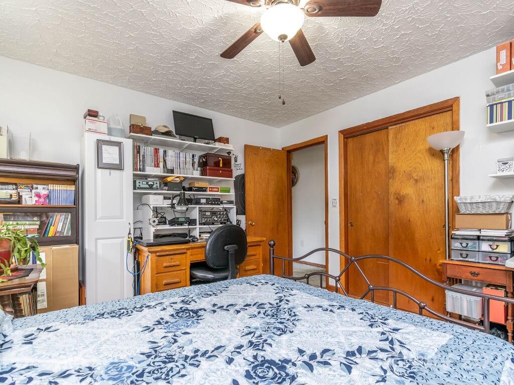 264 Connestee Road Brevard, NC 28712 - Photo 23 of 38 Gallery Image 23