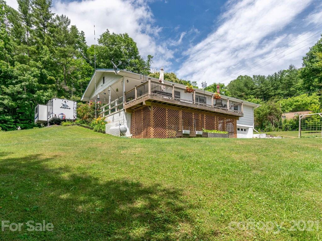 264 Connestee Road Brevard, NC 28712 - Photo 36 of 38 Gallery Image 36