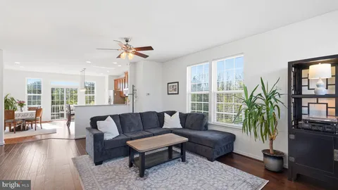 $550,000 | 8267 Heritage Crossing Court, Unit 24, Manassas, VA 20109