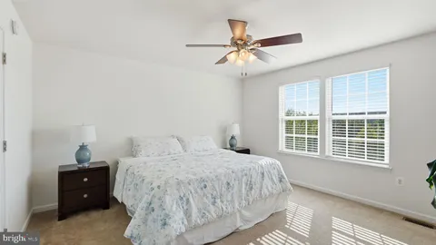 $550,000 | 8267 Heritage Crossing Court, Unit 24, Manassas, VA 20109