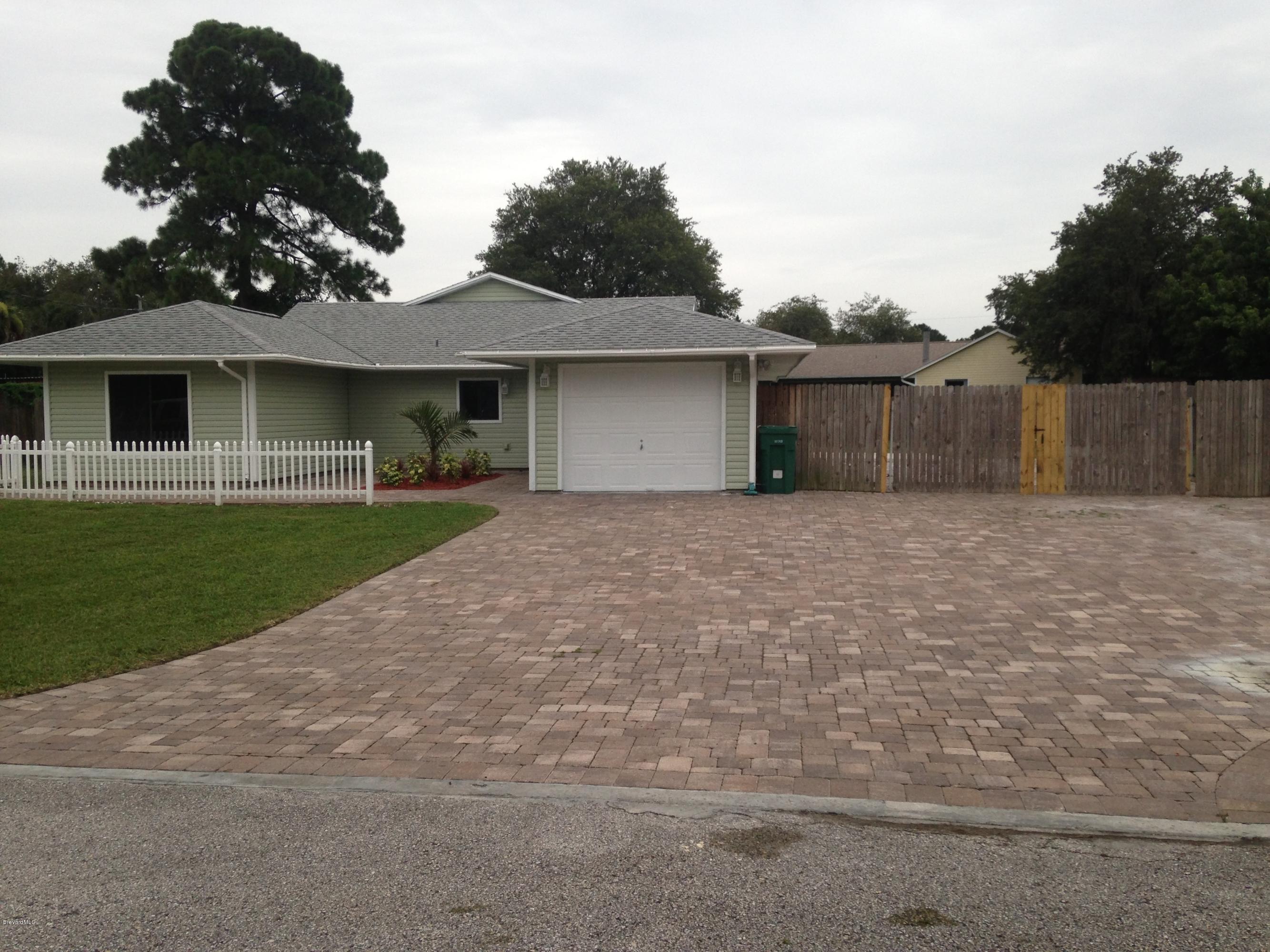 4641 Ashbury Road Cocoa, FL 32927 - Photo 2 of 33 IMG_4608