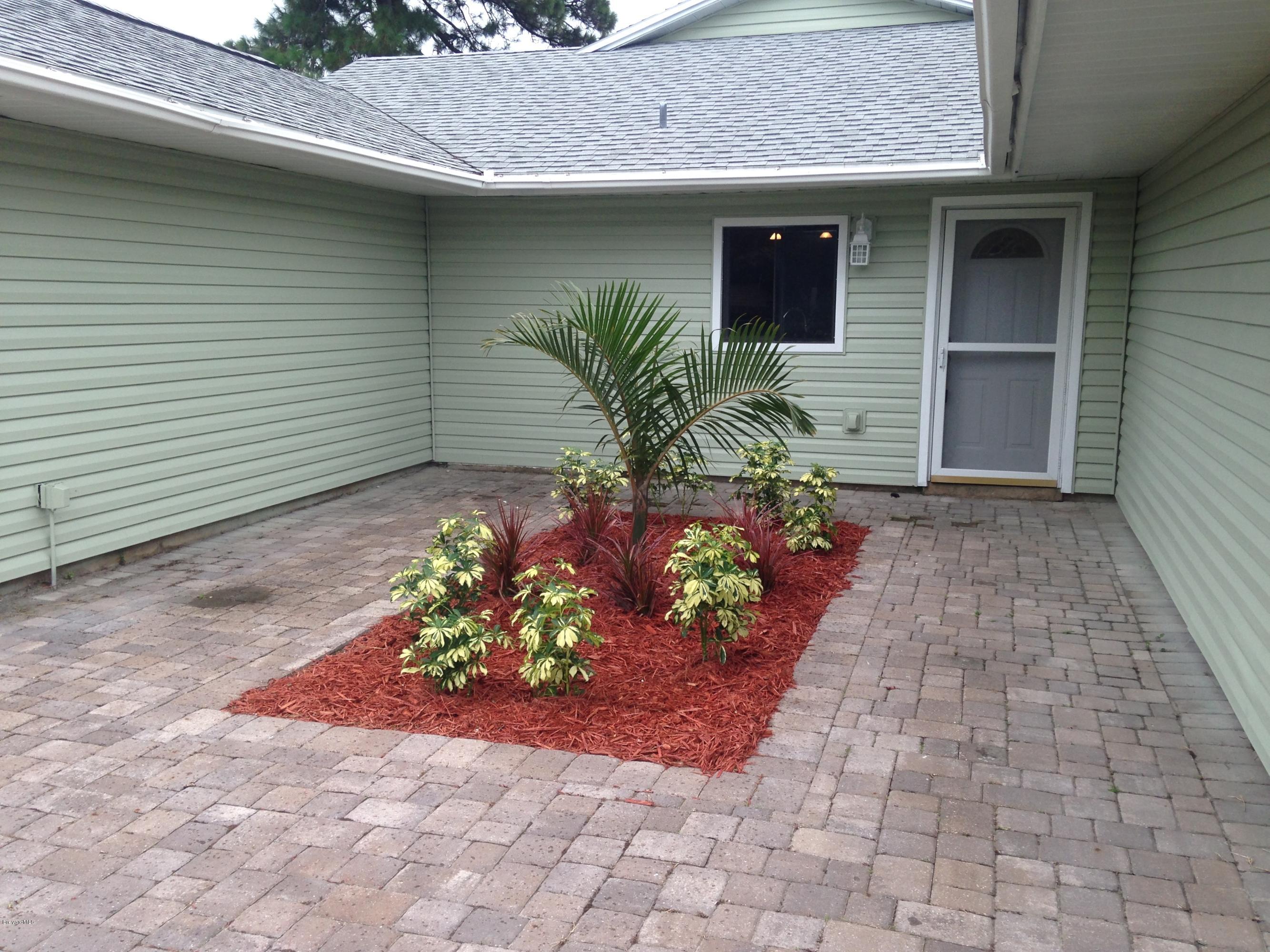 4641 Ashbury Road Cocoa, FL 32927 - Photo 3 of 33 IMG_4616