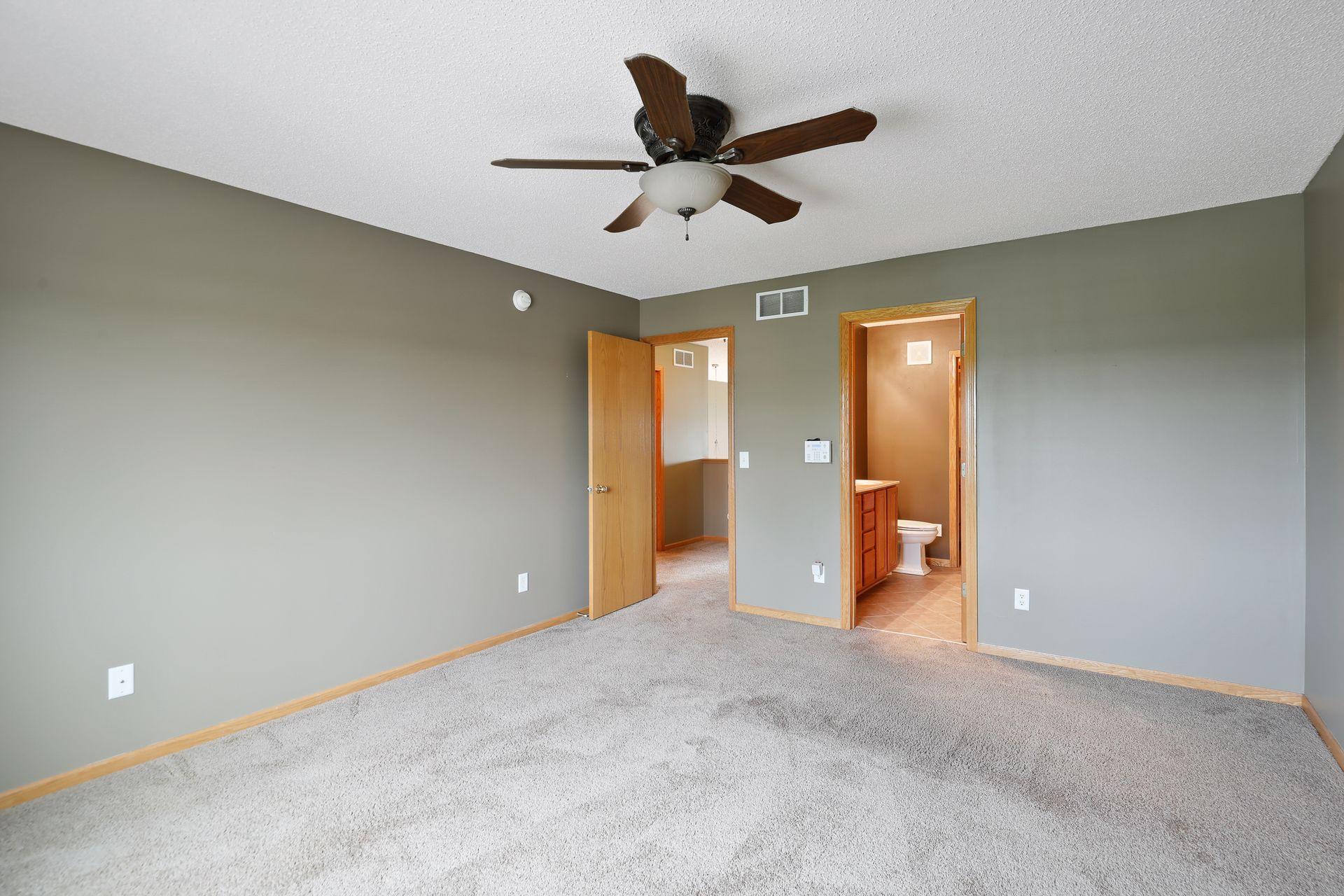 18934 Inlet Road Lakeville, MN 55044 - Photo 11 of 24 Gallery Image 11