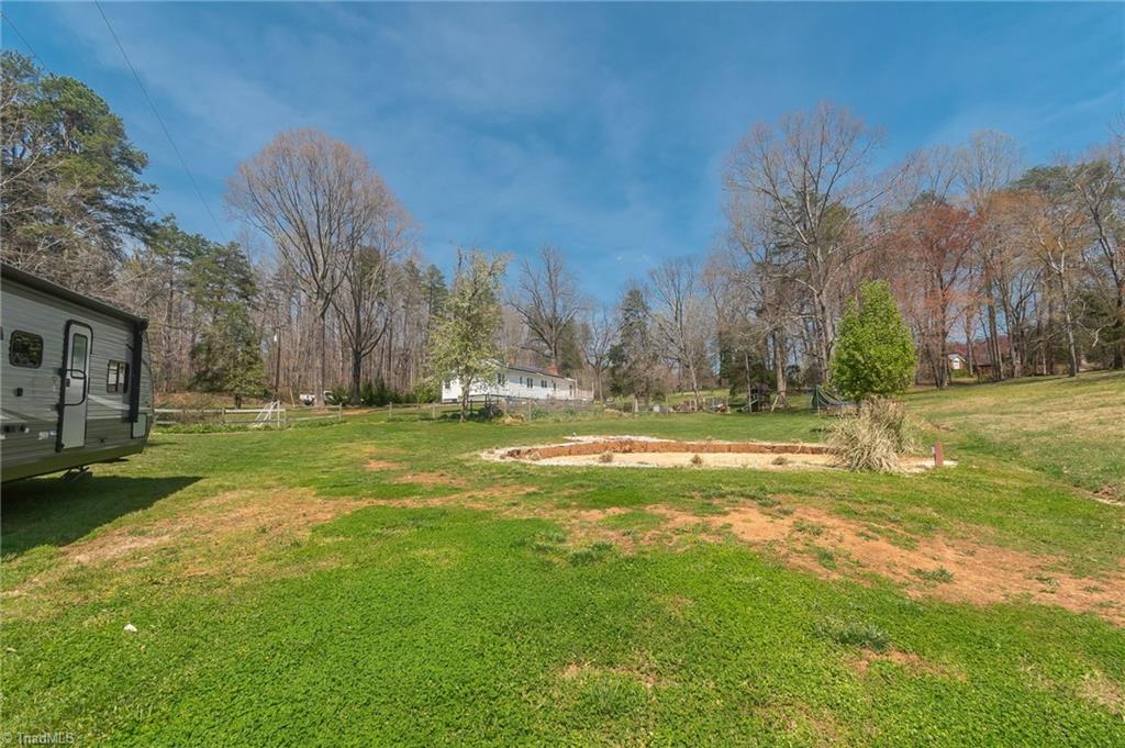 212 Mathis Road Pilot Mountain, NC 27041 - Photo 24 of 26 Gallery Image 24