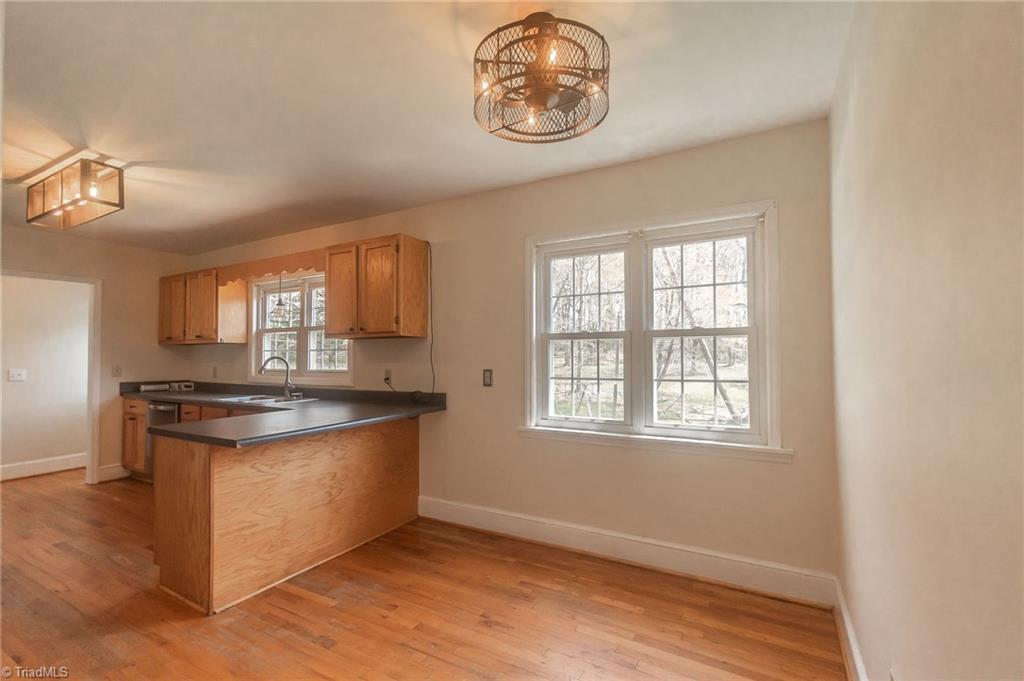212 Mathis Road Pilot Mountain, NC 27041 - Photo 10 of 26 Gallery Image 10