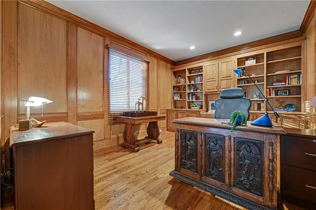 $775,000 | 13037 Catalina Street, Leawood, KS 66209