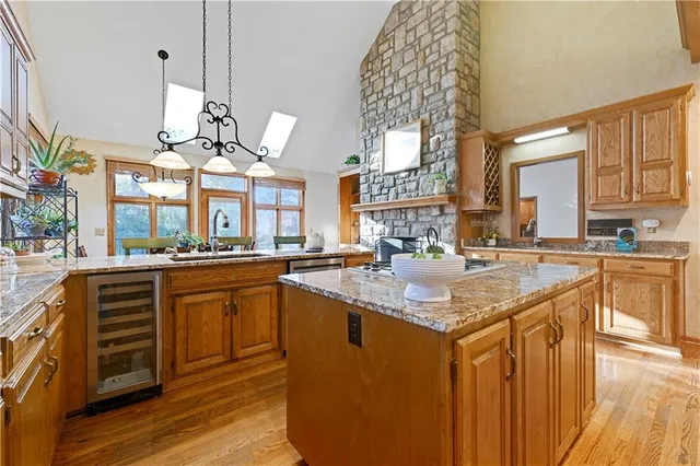 $775,000 | 13037 Catalina Street, Leawood, KS 66209