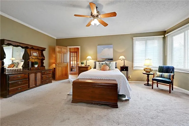 $775,000 | 13037 Catalina Street, Leawood, KS 66209