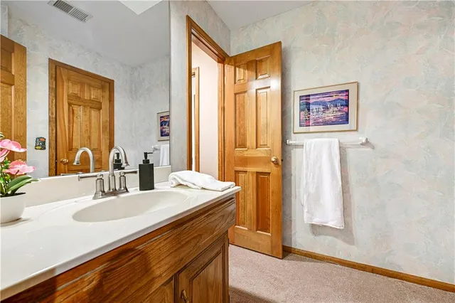 $775,000 | 13037 Catalina Street, Leawood, KS 66209