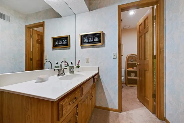 $775,000 | 13037 Catalina Street, Leawood, KS 66209