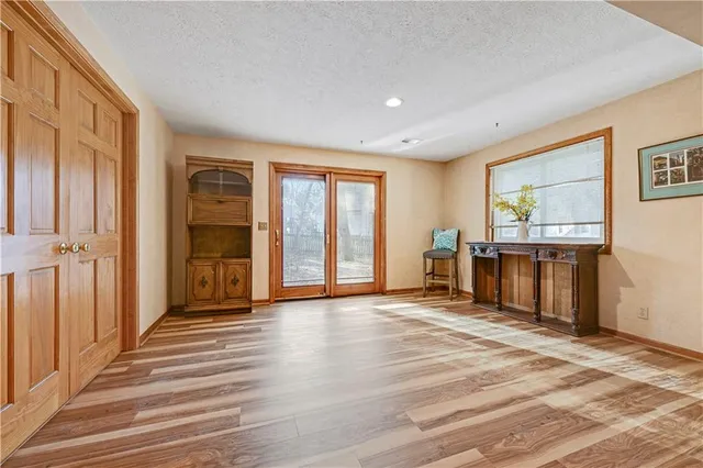 $775,000 | 13037 Catalina Street, Leawood, KS 66209