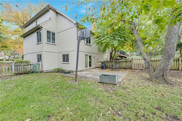 $775,000 | 13037 Catalina Street, Leawood, KS 66209