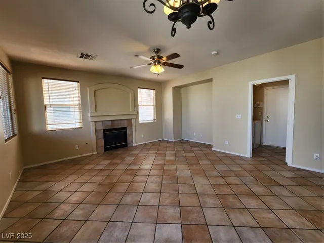 $2,400 | 254 Horizon Pointe Circle, Henderson, NV 89012