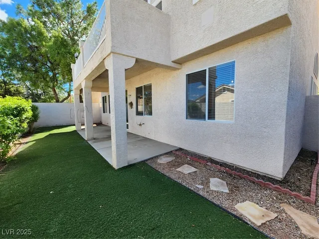 $2,400 | 254 Horizon Pointe Circle, Henderson, NV 89012