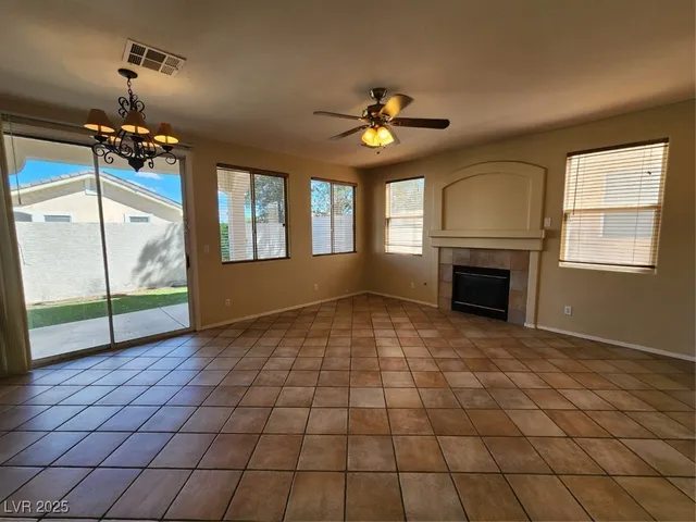$2,400 | 254 Horizon Pointe Circle, Henderson, NV 89012