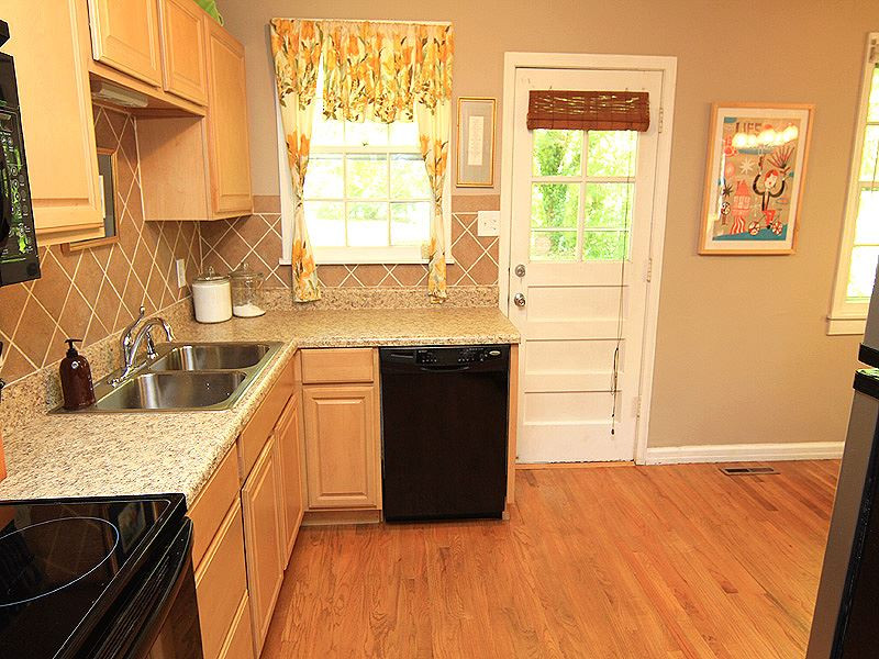 2112 Ruffin Street Durham, NC 27704 - Photo 5 of 12 Photo 5