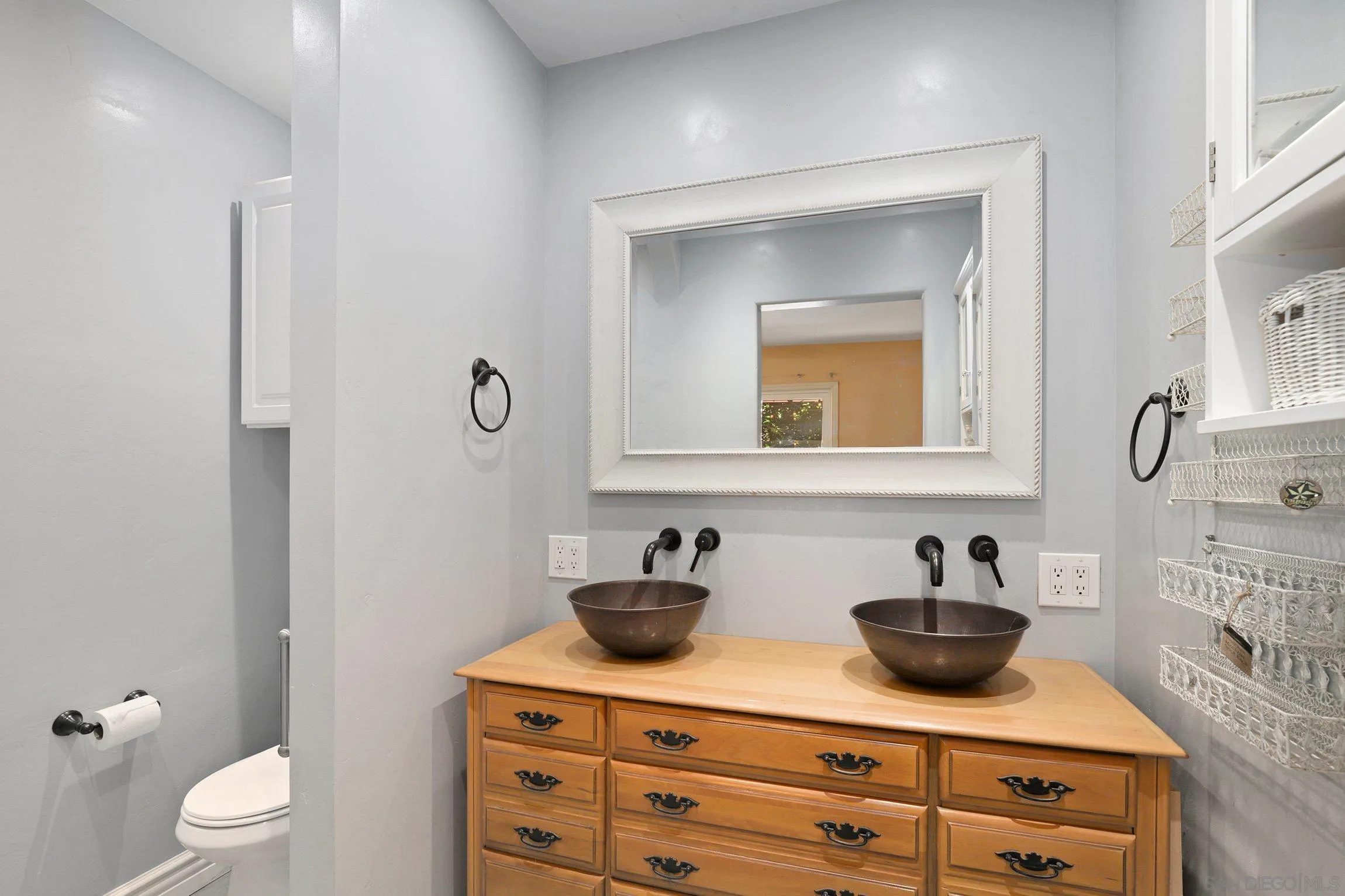 8973 Rocket Ridge Road Lakeside, CA 92040 - Photo 8 of 32 Gallery Image 8