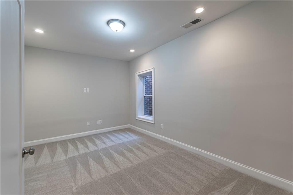 2006 Attell Way Decatur, GA 30033 - Photo 28 of 35 a view of room