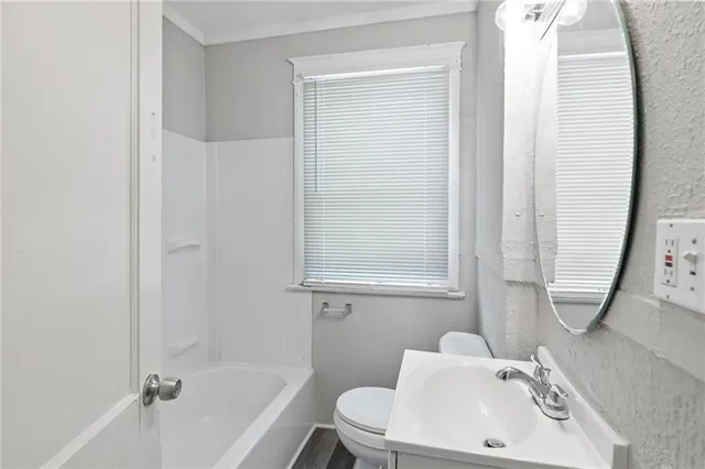 $99,500 | 3838 South Benton Avenue, Kansas City, MO 64128