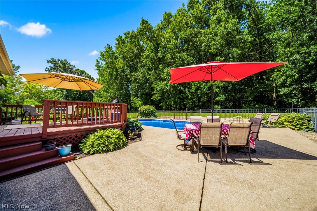 5160 Deer Ridge Mentor, OH 44060 - Photo 11 of 27