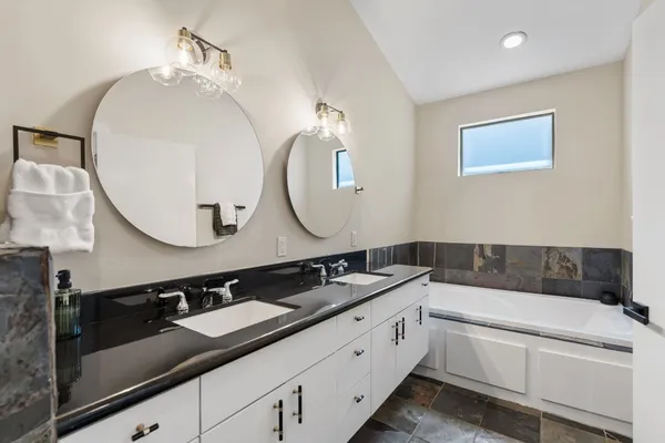 $350,000 | 1039 Bonner Street, Unit 1039, Houston, TX 77007