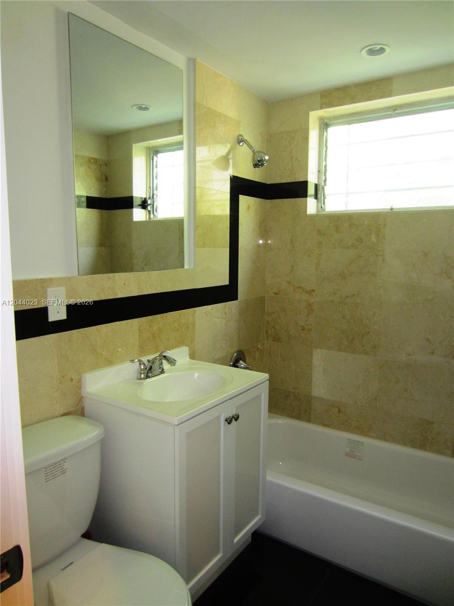 8132 Harding Avenue, Unit 5 Miami Beach, FL 33141 - Photo 11 of 12