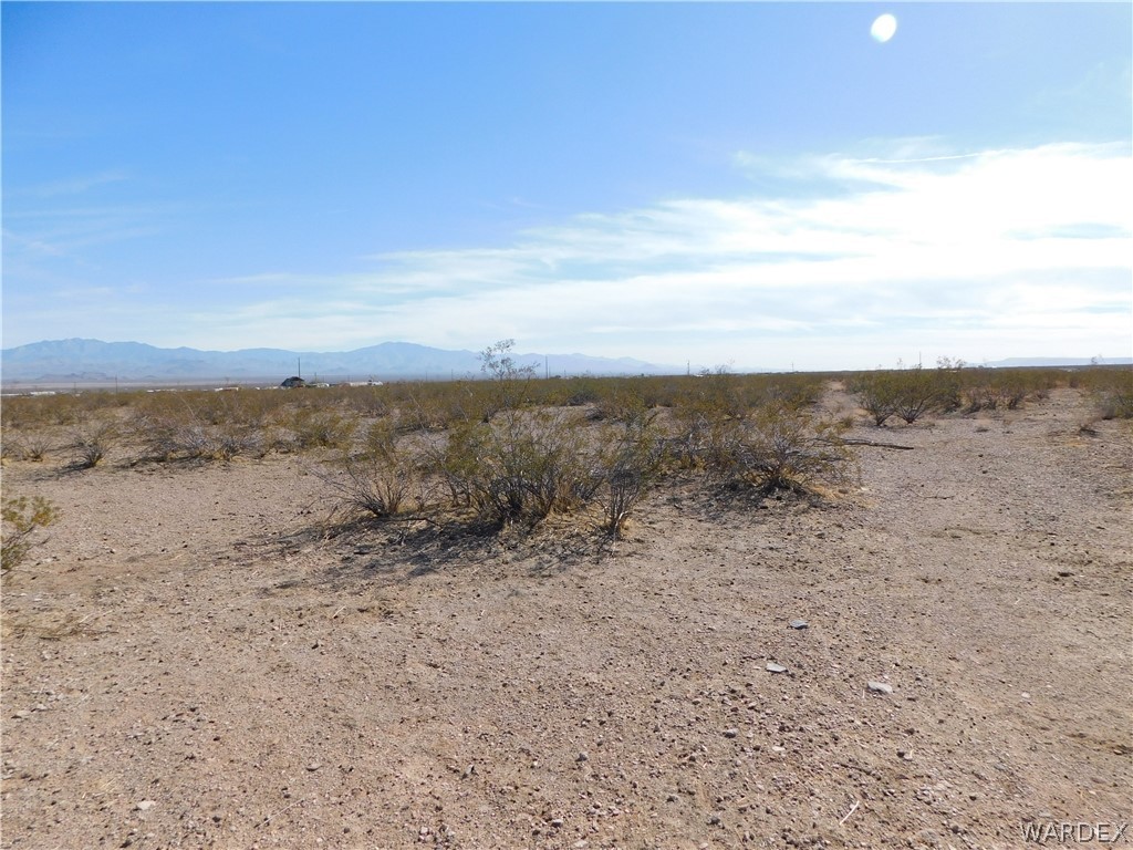 2660 Pima Road Golden Valley, AZ 86413 - Photo 4 of 16
