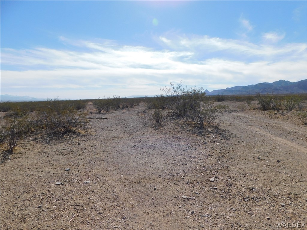 2660 Pima Road Golden Valley, AZ 86413 - Photo 5 of 16
